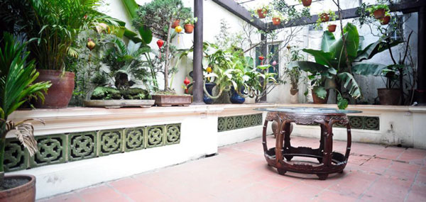 Gạch trang trí hoa văn cổ